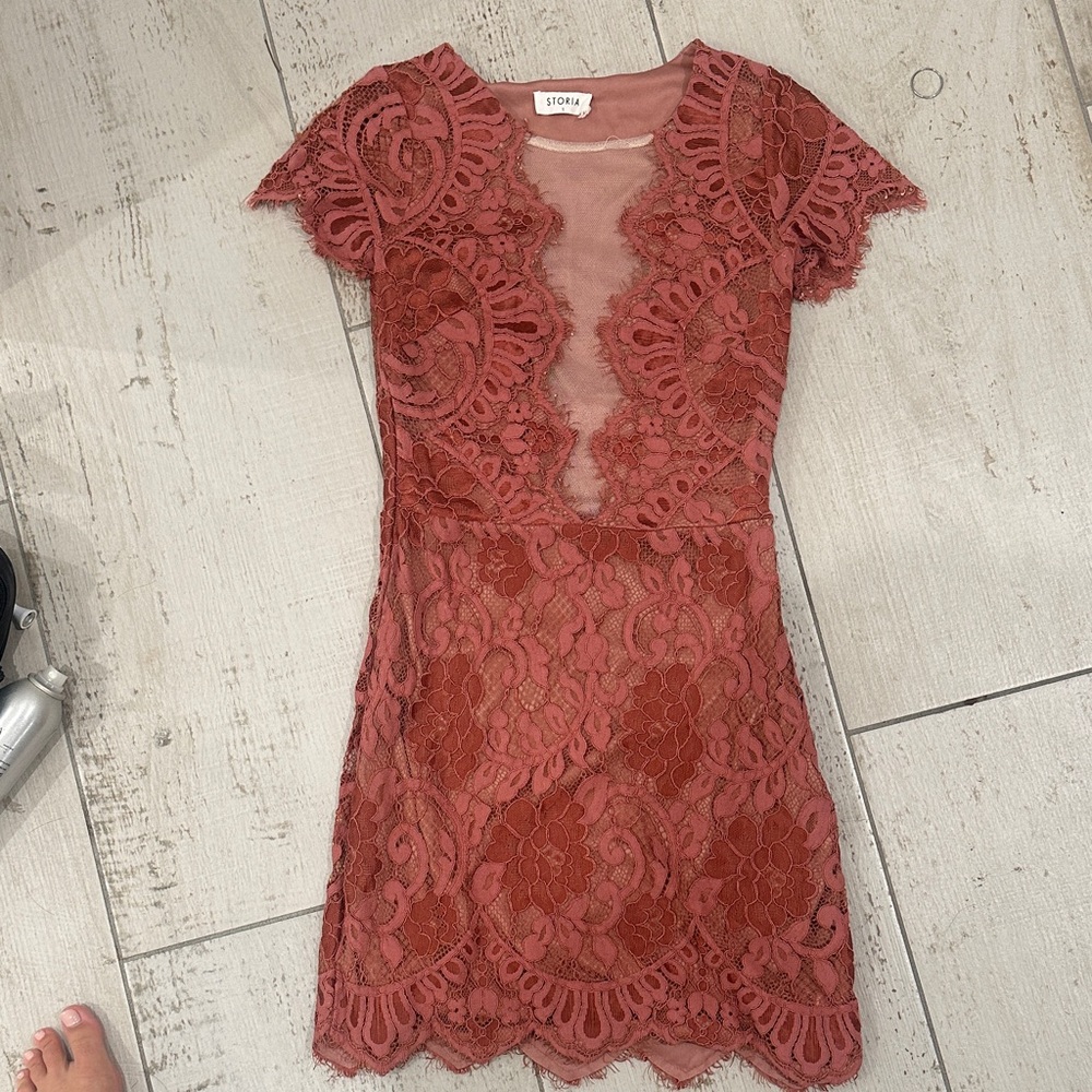 Storia Lace Mini Dress in Rust Red